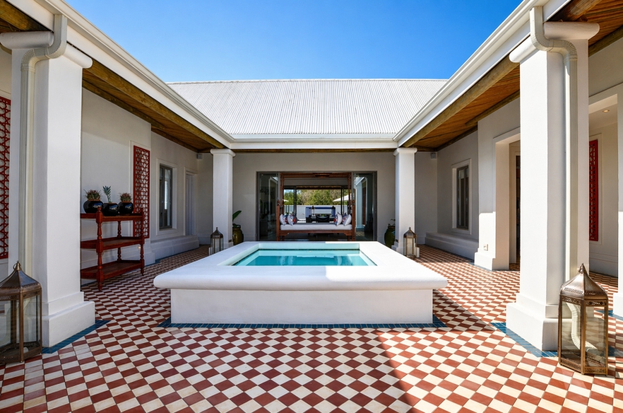 5 Bedroom Property for Sale in Riebeek Kasteel Western Cape